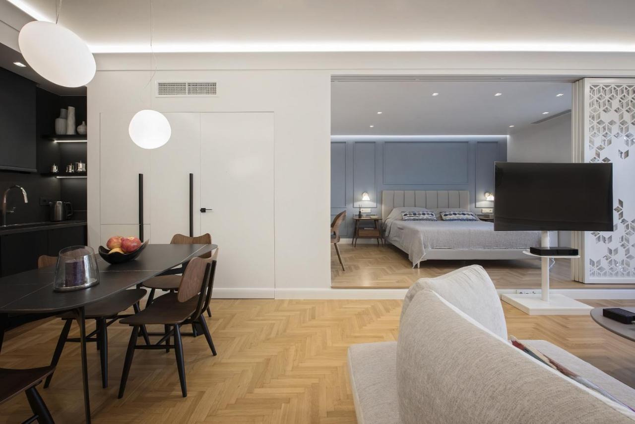 Chic Central Athens Apartment At Mavilli Sq. Exterior photo