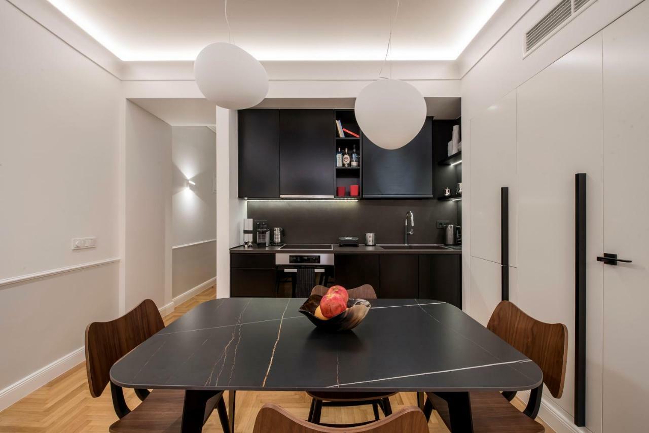 Chic Central Athens Apartment At Mavilli Sq. Exterior photo